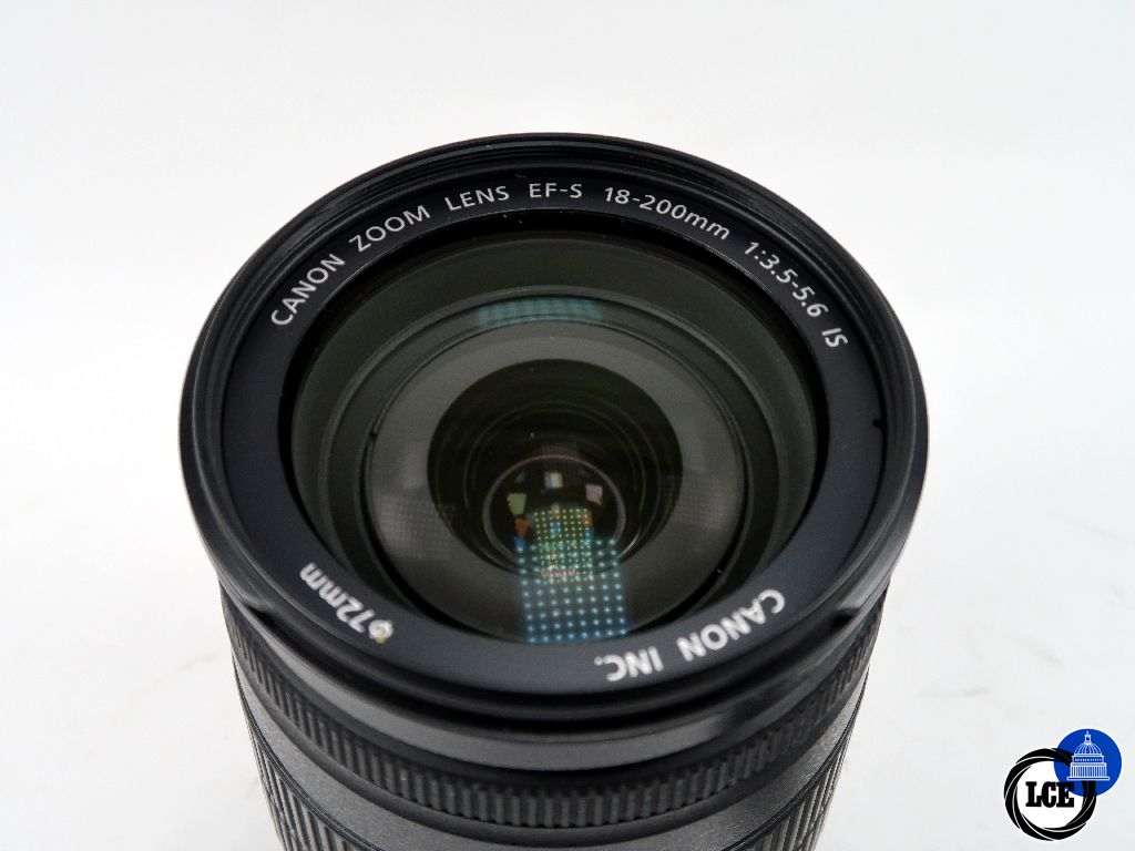 Canon EF-S 18-200mm f3.5-5.6