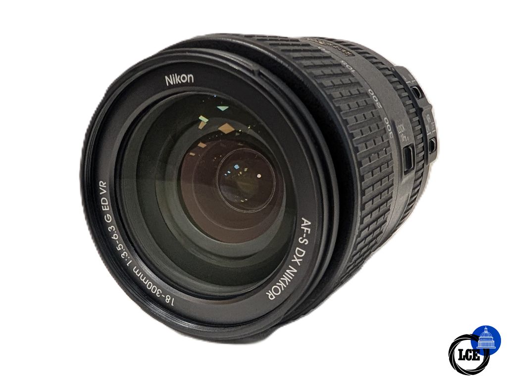 Nikon AF-S 18-300mm F3.5-6.3 G ED DX VR 