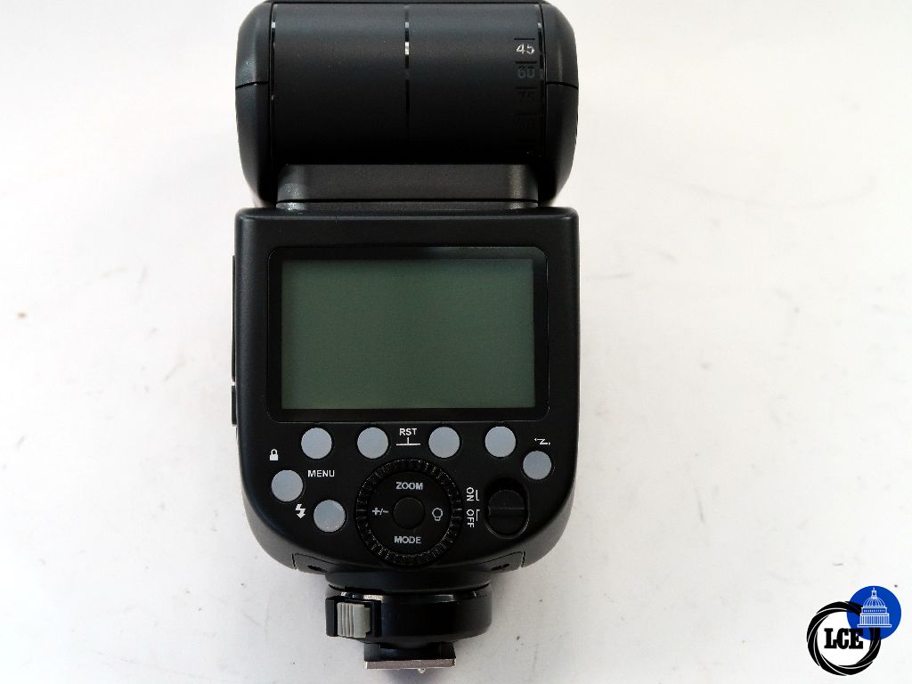 Godox V1 F boxed 