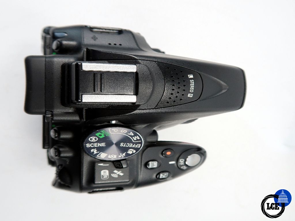 Nikon D3500 Body shutter count 1755