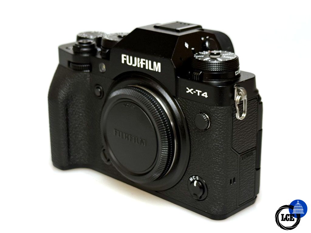 FujiFilm X-T4 Black ( Very low shutter count )