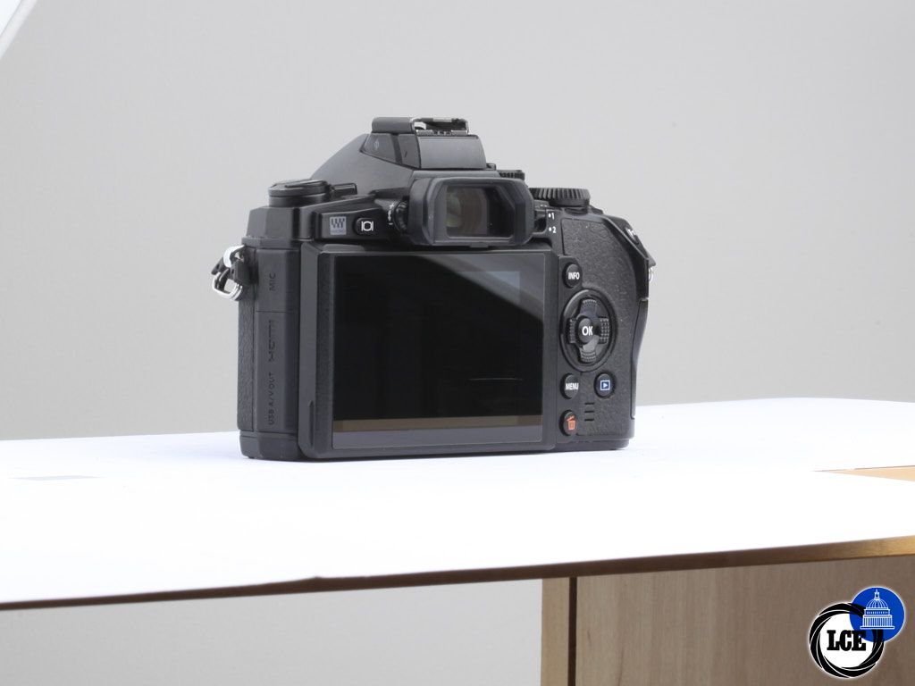 Olympus E-M1 Body [4*] | 10115495