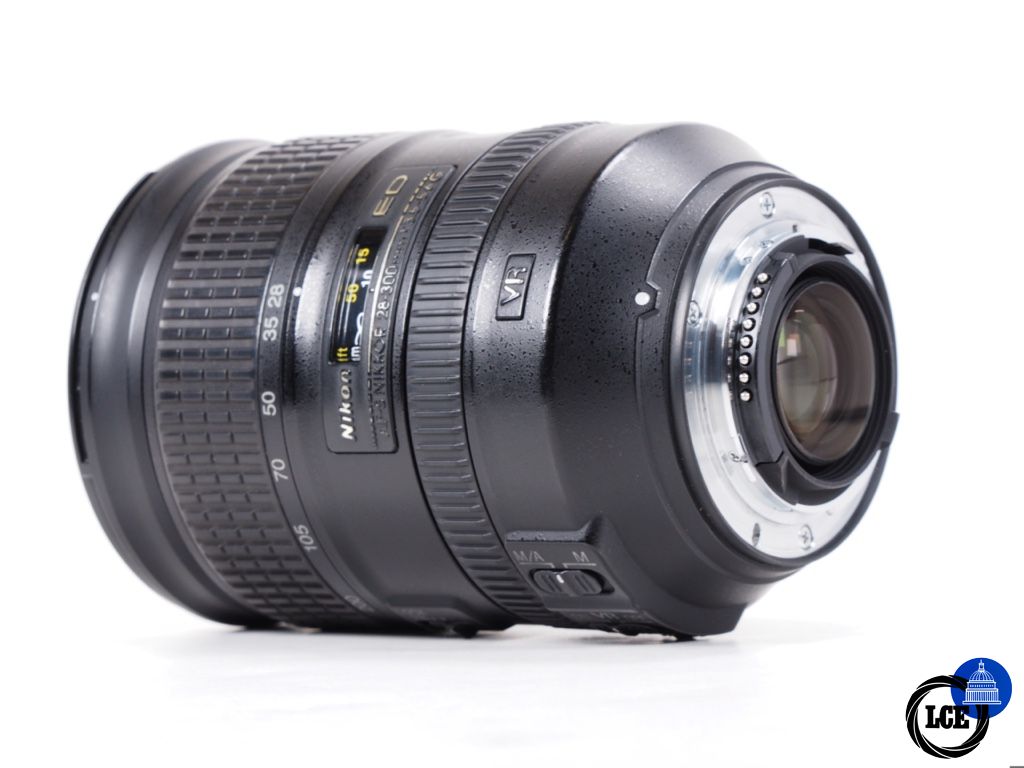 Nikon 28-300mm F3.5-5.6 AF-S G VR