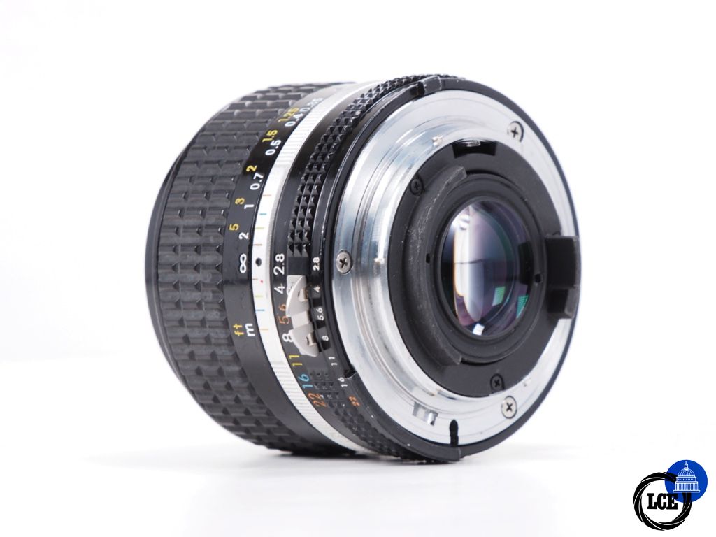 Nikon 24mm F2.8 Ais