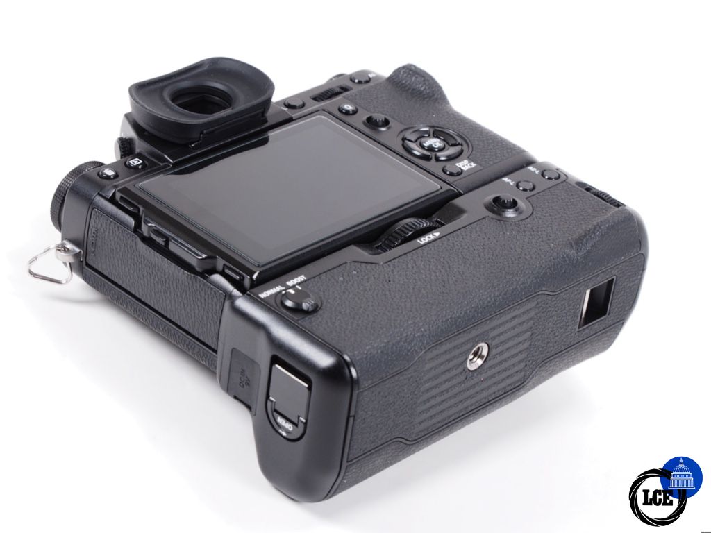 FujiFilm X-T3 & VG-XT3