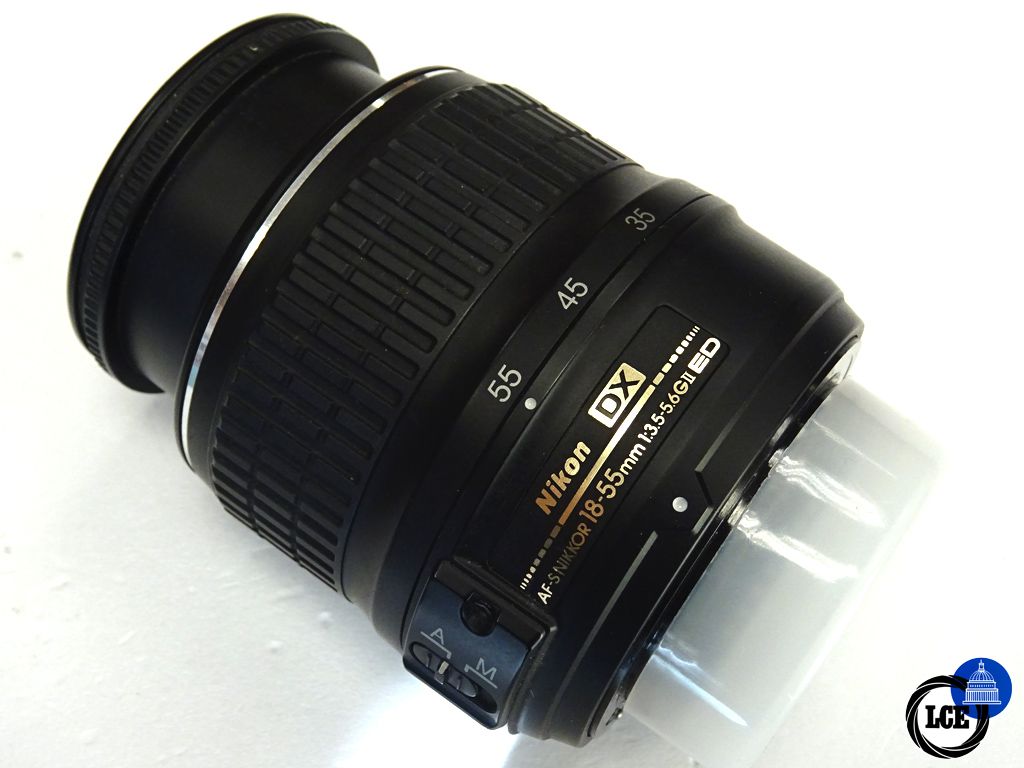 Nikon AF-S  18-55mm  f3.5-5.6 G II ED DX