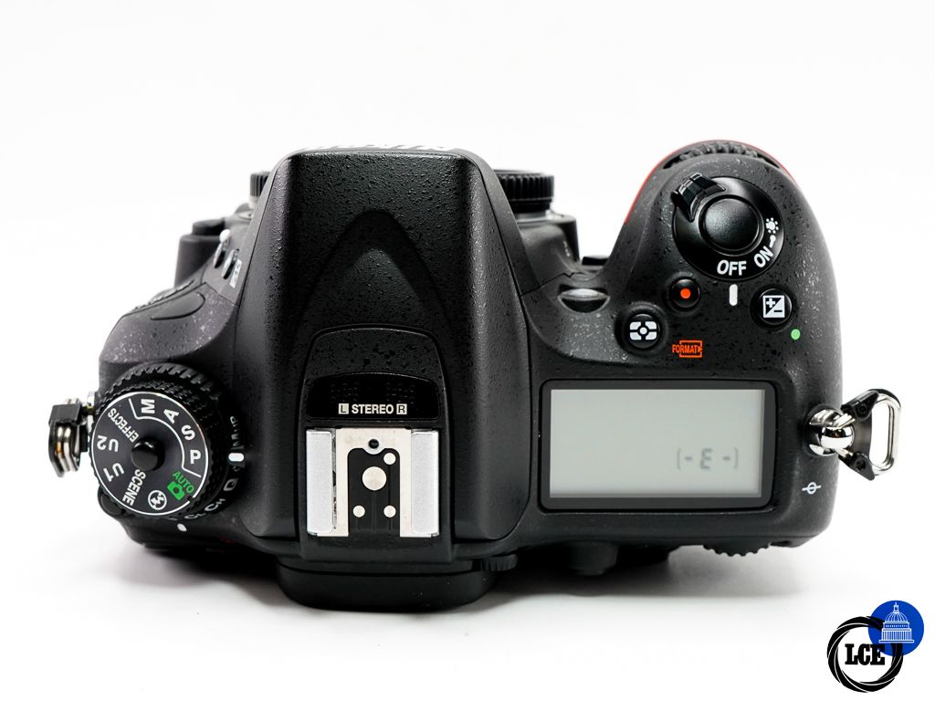 Nikon D7100 body 
