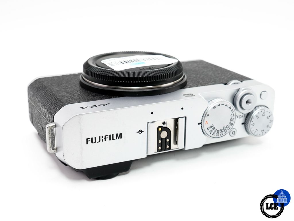 FujiFilm X-E4 Body 