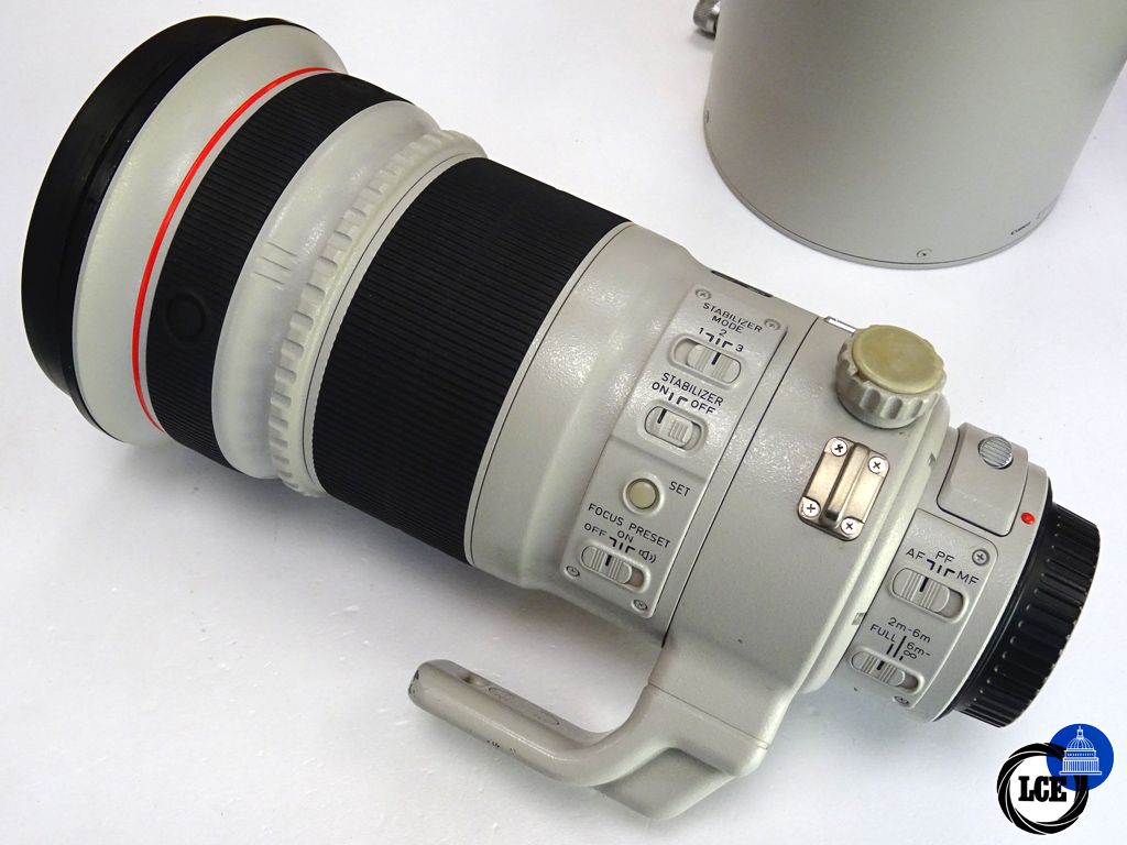 Canon EF 300mm F2.8 L  IS II USM