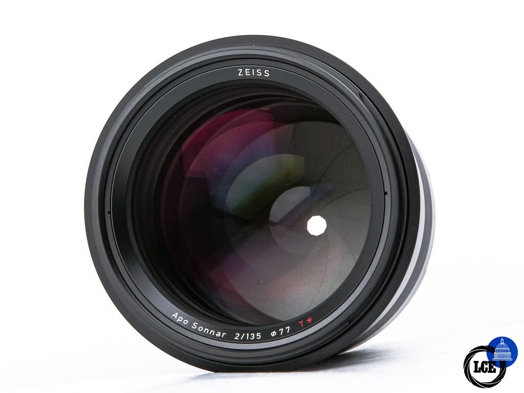 Zeiss Milvus 135mm f2 APO Sonnar T* ZF.2 Nikon F Mount