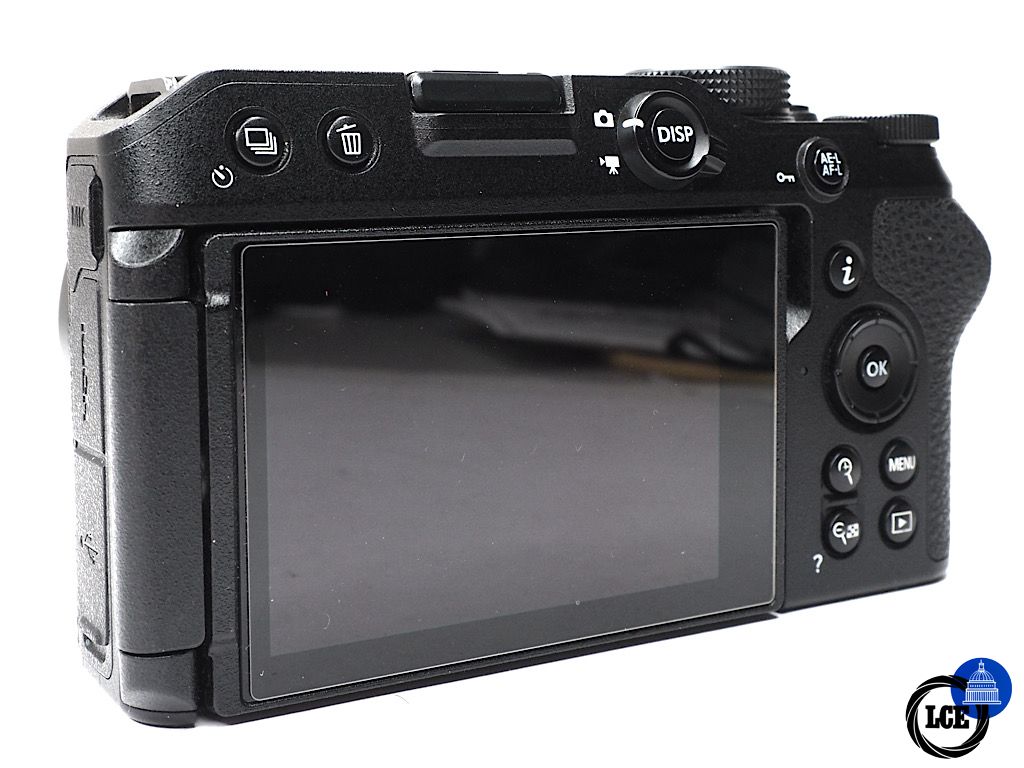 Nikon Z30 + 16-50mm