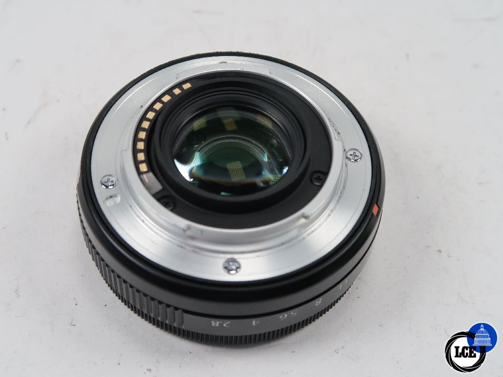 FujiFilm XF 27mm F2.8 WR