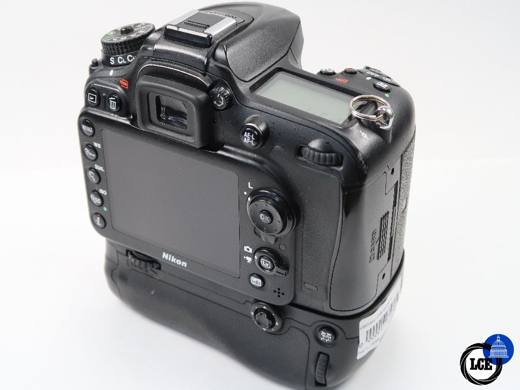 Nikon D7200 with MB-D15  25k sc