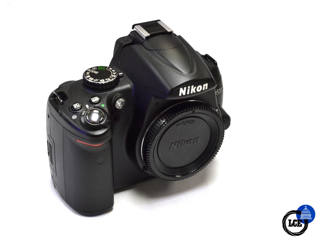 Nikon D5000