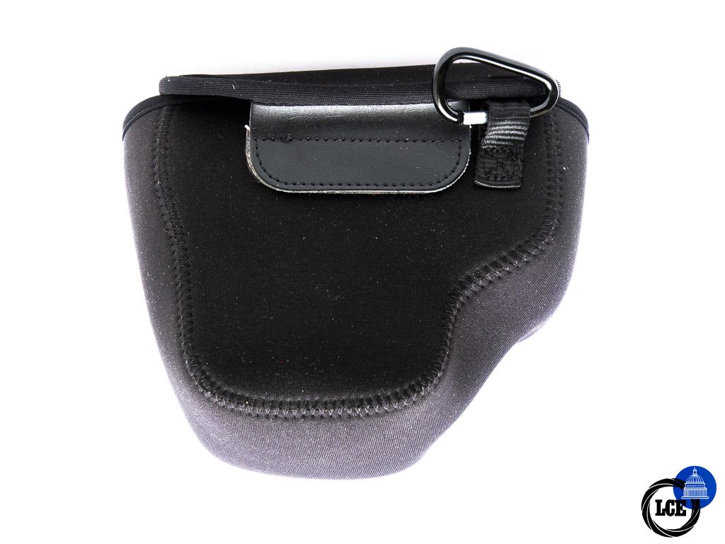 Miscellaneous MegaGear Neoprene Camera Case for Lumix FZ330