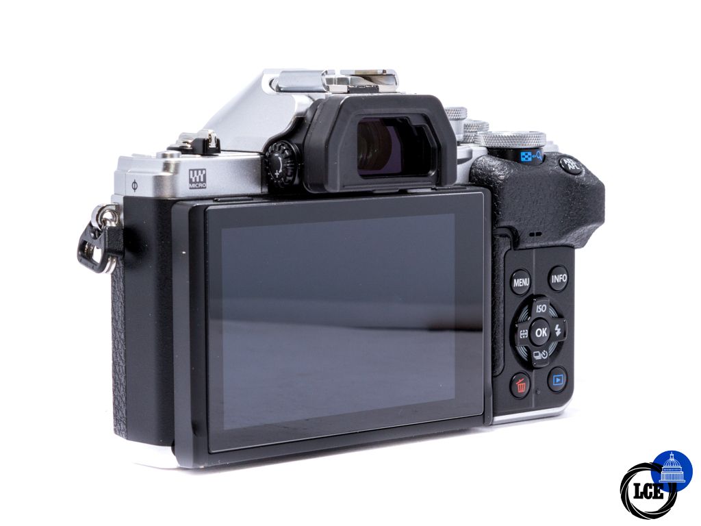 Olympus OM-D E-M10 IV Silver + 14-42mm + 40-150mm *Boxed*