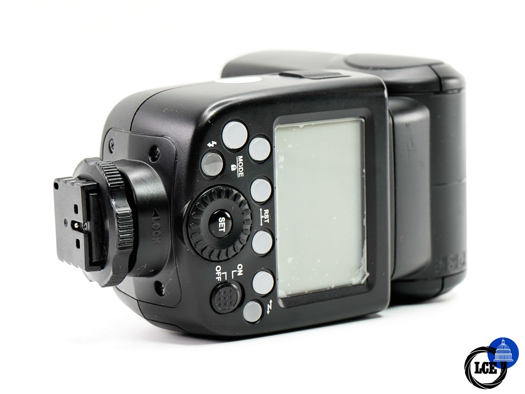 Godox V860II - Flash with rechargeable battery