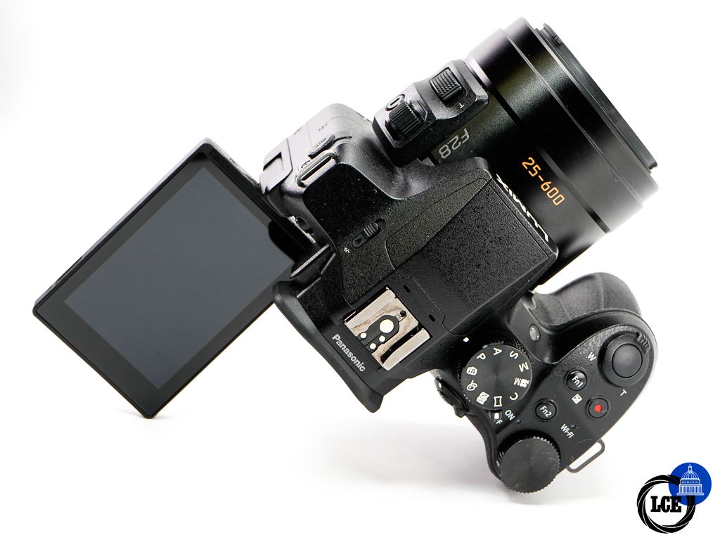 Panasonic Lumix FZ330