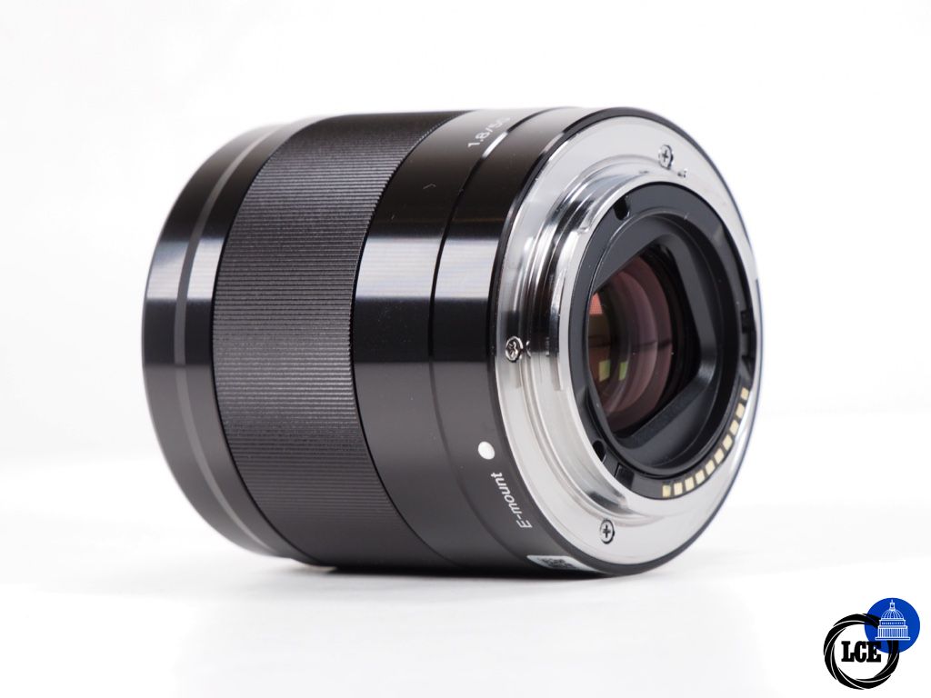 Sony E 50mm F1.8 OSS