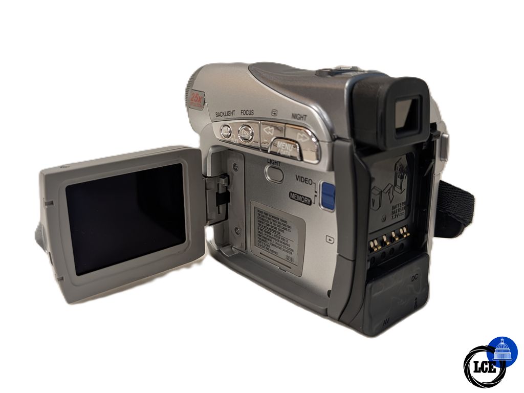 JVC GR-D270E Camcorder 