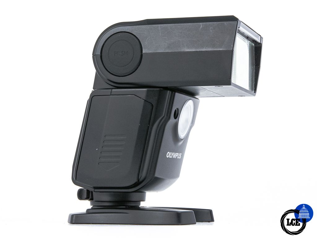 Olympus FL-700WR