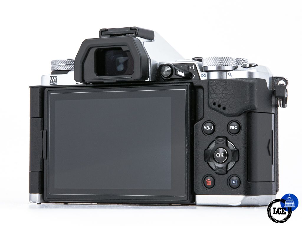 Olympus E-M5 II Body **7k Shutter Count**