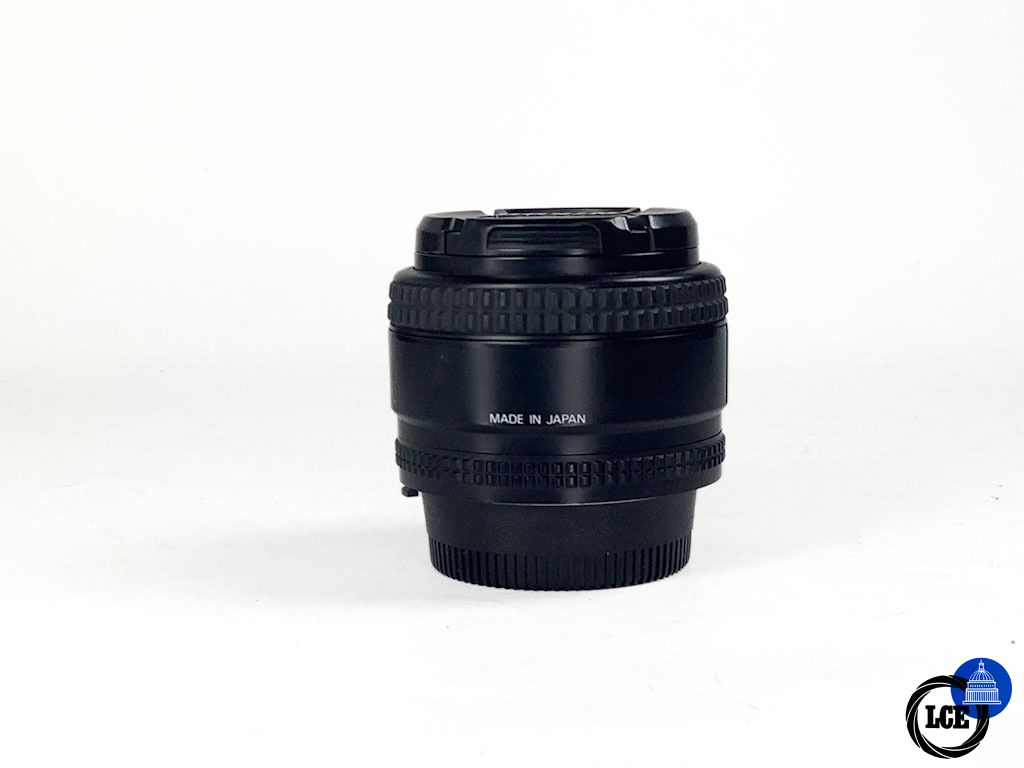 Nikon AF 28mm F2.8 D