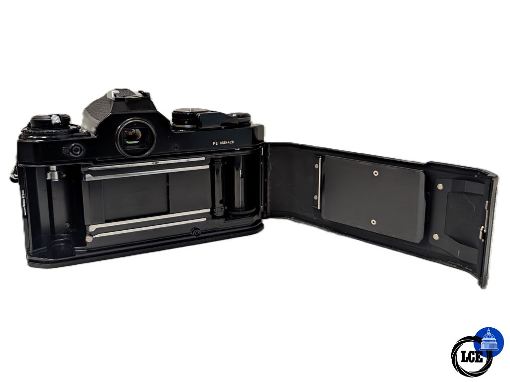 Nikon FE Body