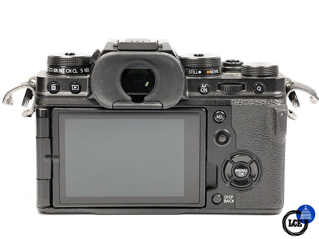 FujiFilm X-T4 BODY *BOXED*