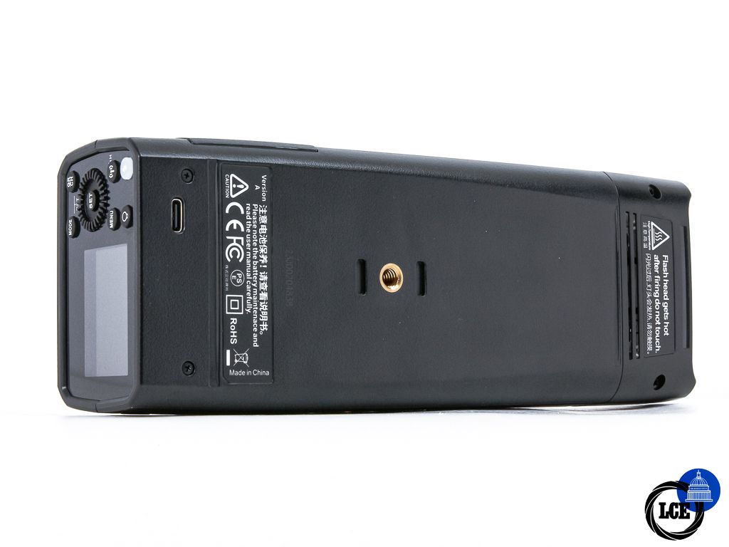 Godox AD200 Pro