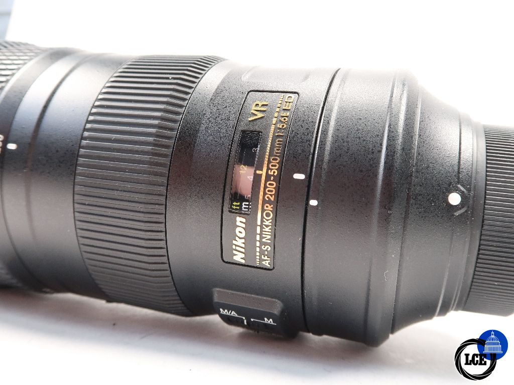 Nikon FX 200-500mm F5.6E 