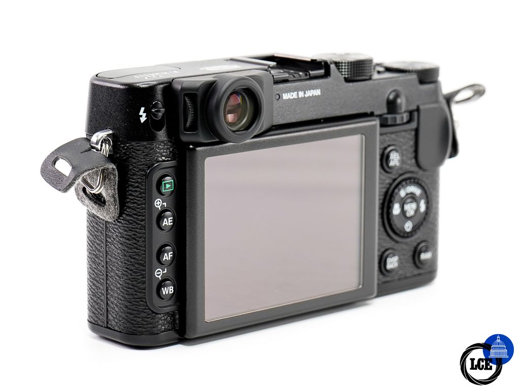FujiFilm X10