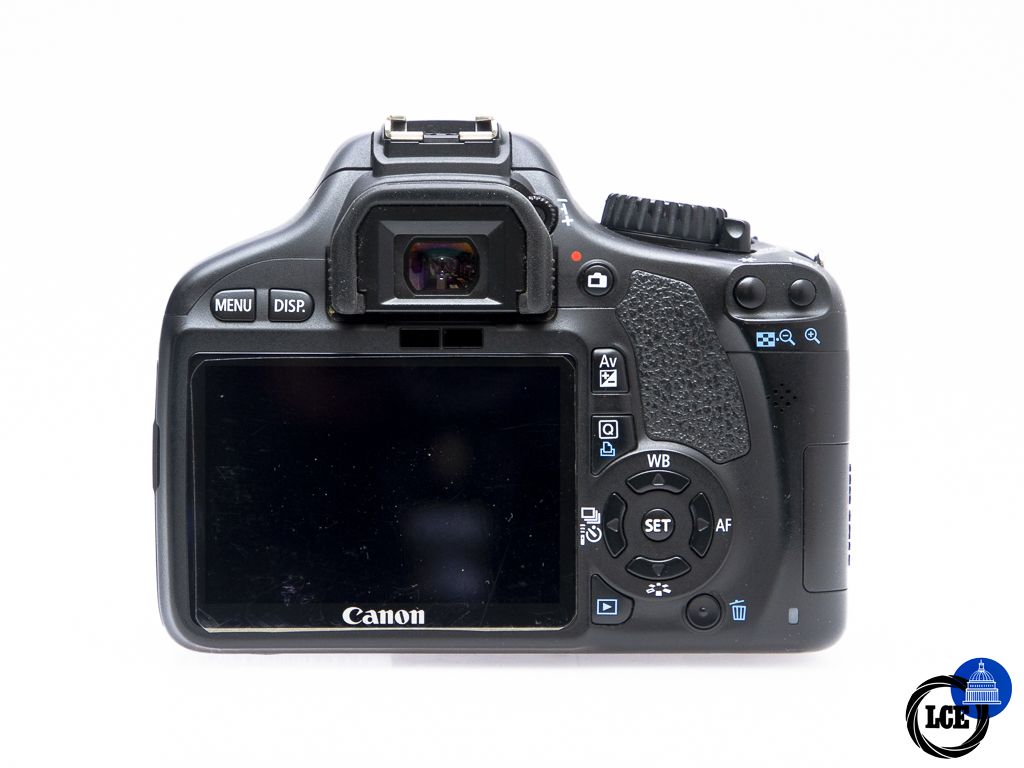 Canon EOS 550D + 18-55mm III 