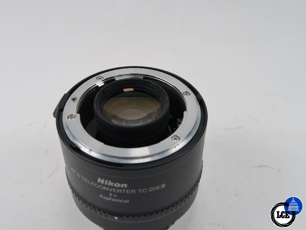 Nikon FX TC-20E III