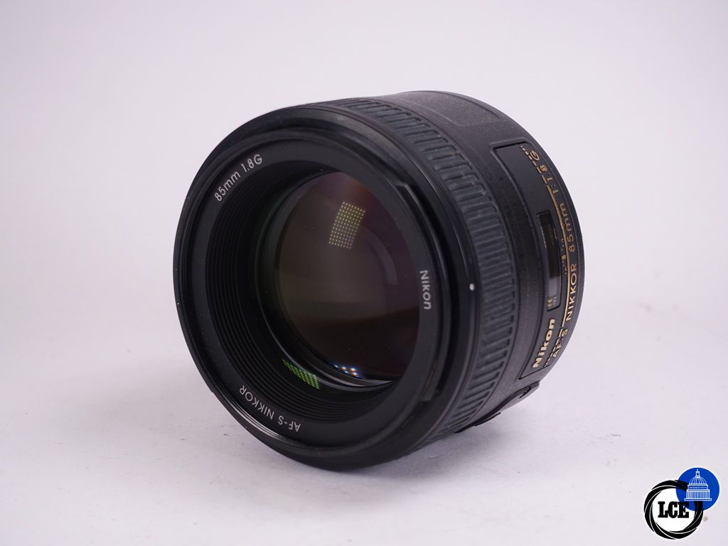 Nikon AF-S 85 f1.8 G