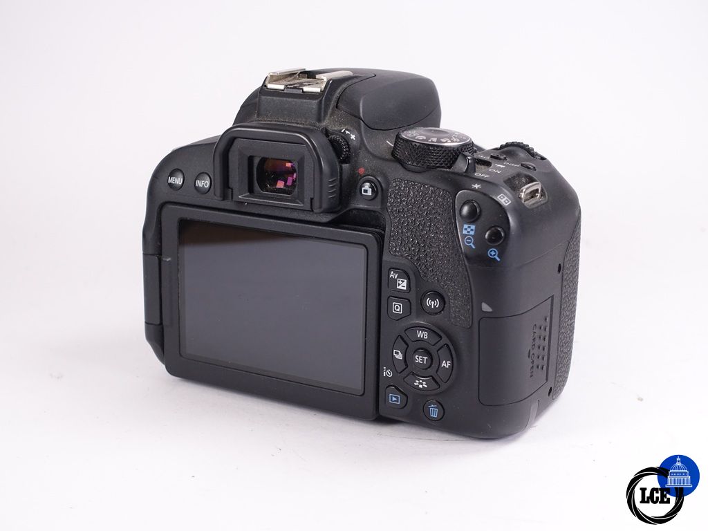 Canon EOS 800D + 18-55mm