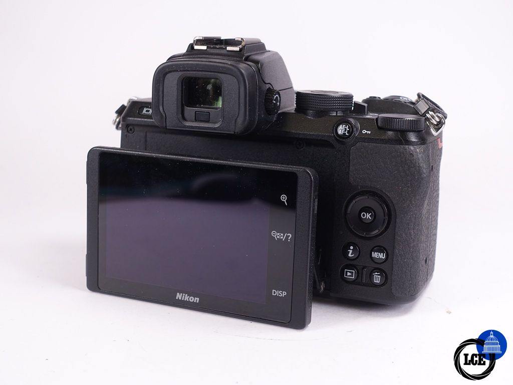 Nikon Z50 + 16-50mm