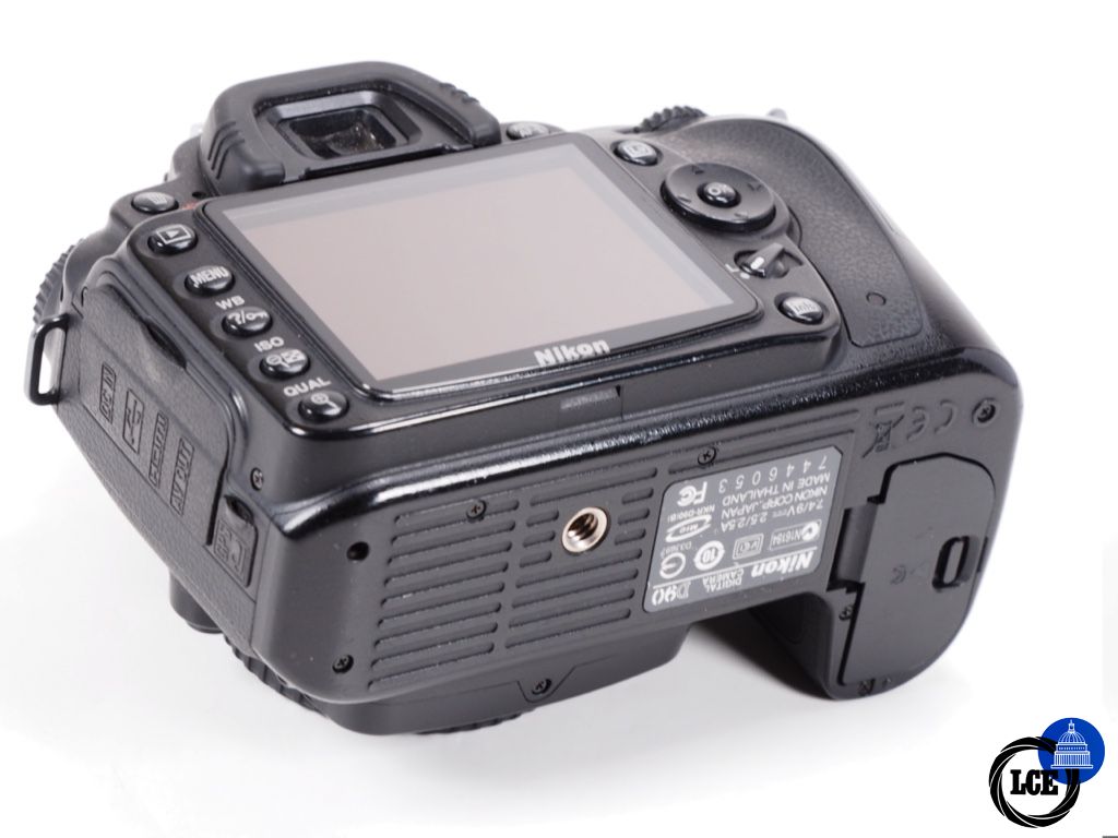Nikon D90 Body