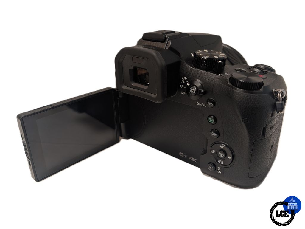 Panasonic Lumix FZ2000 - Low 7750 Shutter Count 