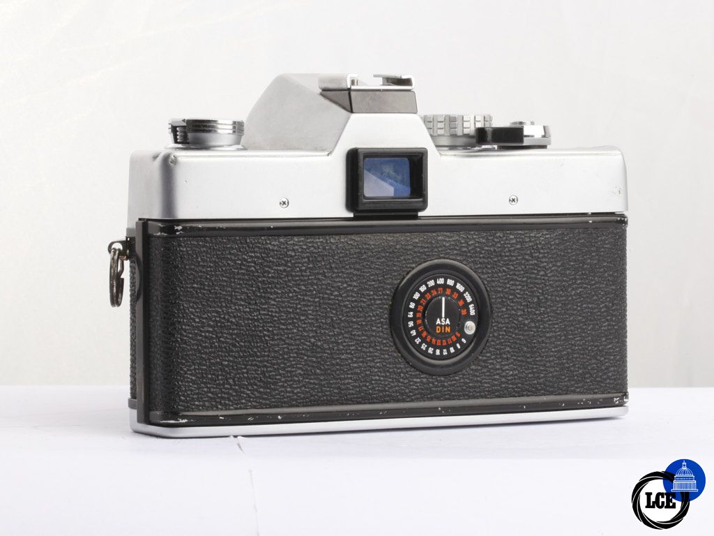 Minolta SRT101 + MC Rikkor-PF 55mm f/1.7 [3*] | 10115727