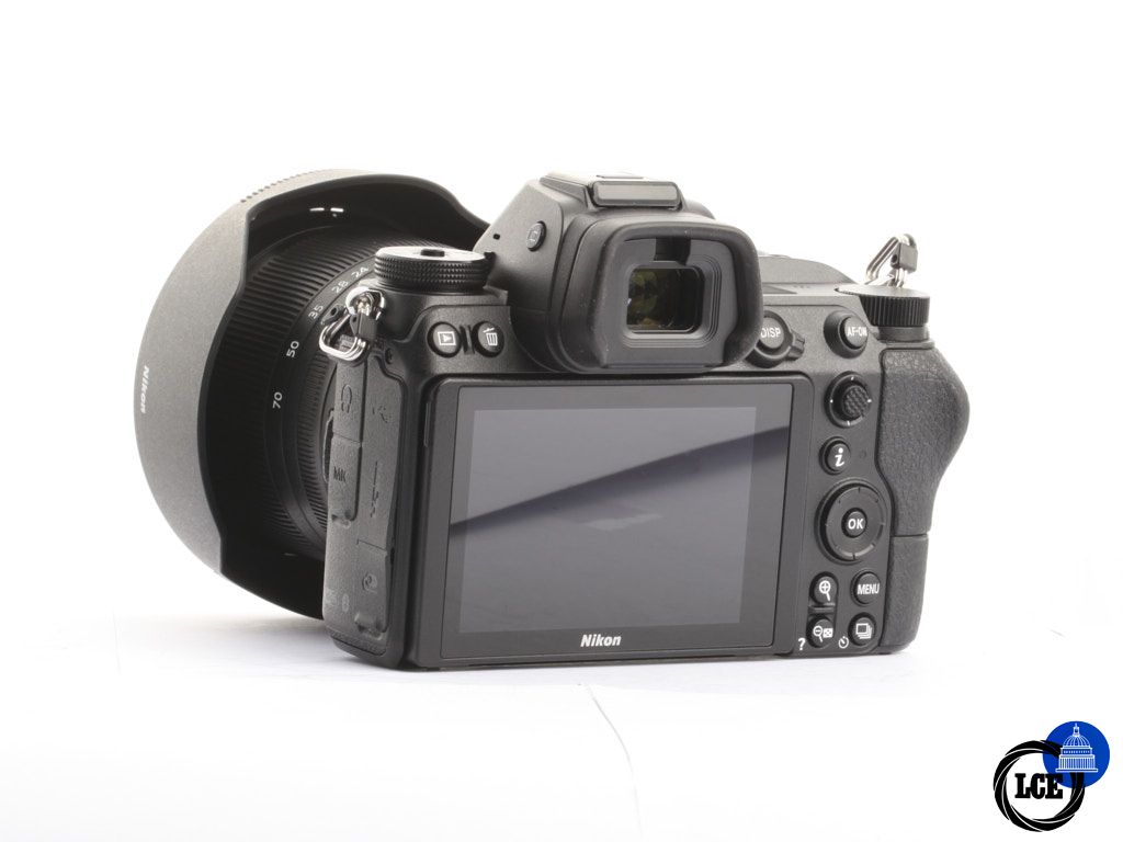 Nikon Z 6 + 24-70mm f/4 S [4*] | 10115570