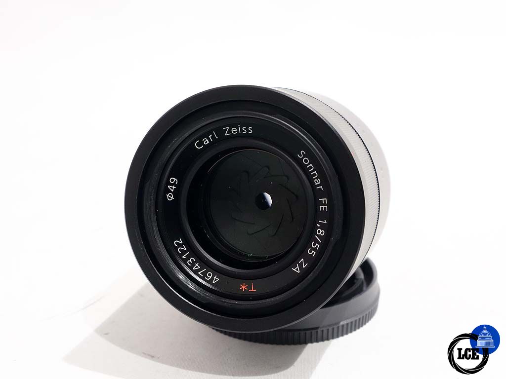 Sony FE 55mm f1.8 Sonnar T*