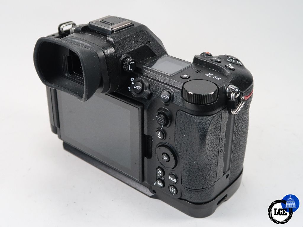 Nikon Z6 iii Body Low Shutter Count