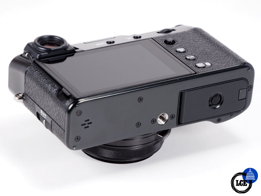 FujiFilm X100 VI