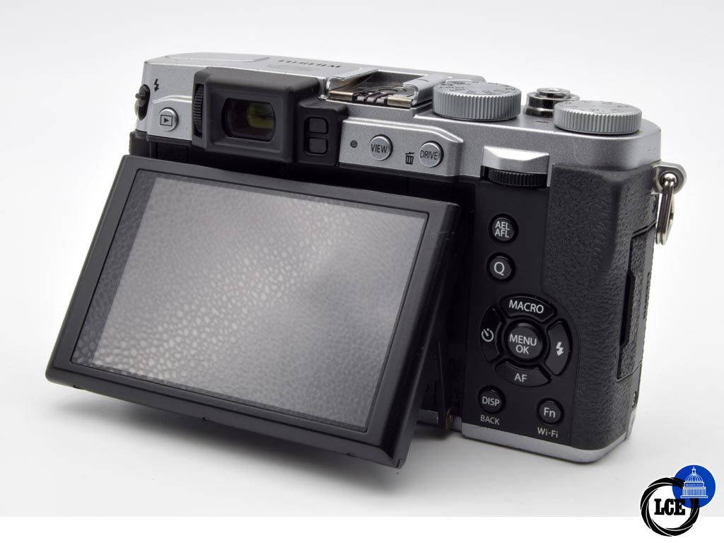 FujiFilm X30 Silver- Enthusiast Digital Compact with EVF