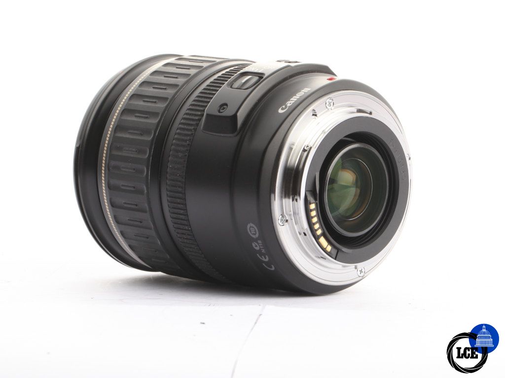 Canon EF 28-135mm f/3.5-5.6 [4*] | 10115808