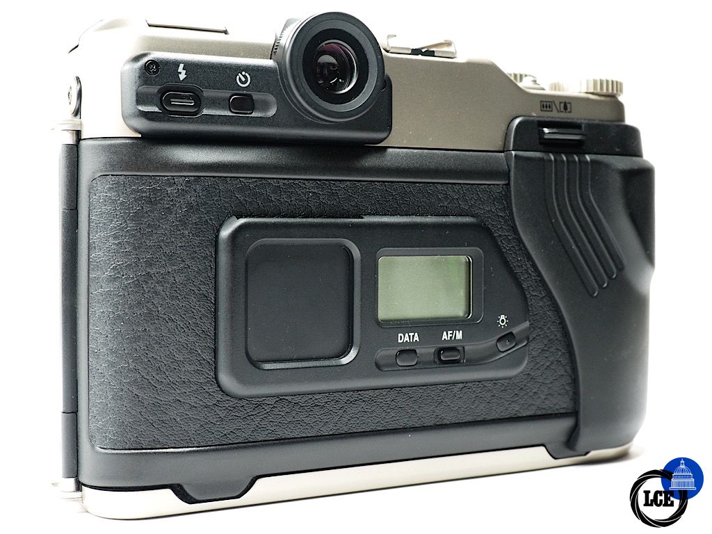 FujiFilm GA 645 ZI