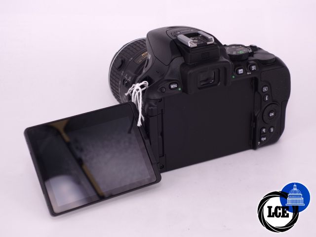 Nikon D5500 + AF-P 18-55mm F3.5-5.6G DX VR II