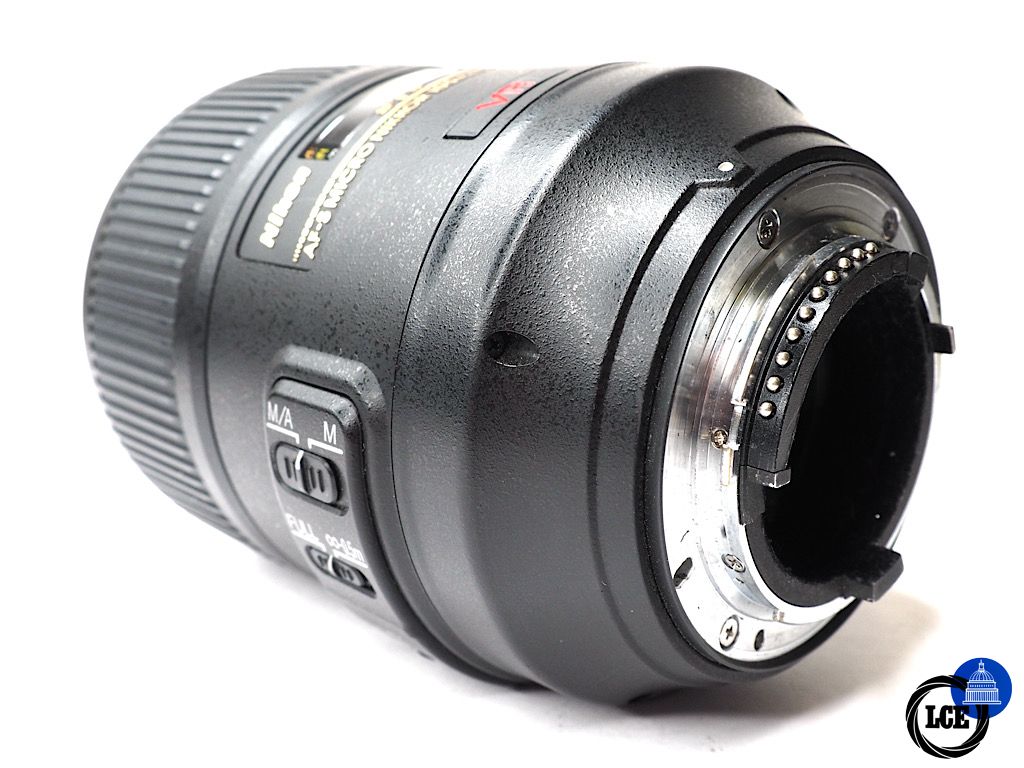 Nikon AF-S 105mm f2.8 VR