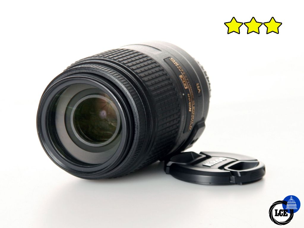 Nikon 55-300mm f4.5-5.6 G ED VR DX AF-S (BOXED with Hood) *Fungus Spot